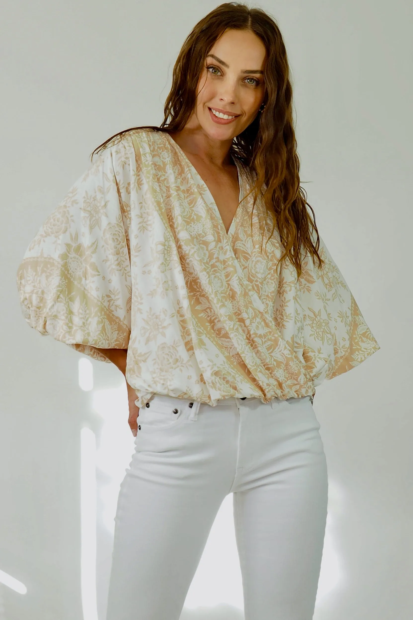 Dee High-Low Top in Elegant White and Beige – Stylish Womens Fashion Blouse