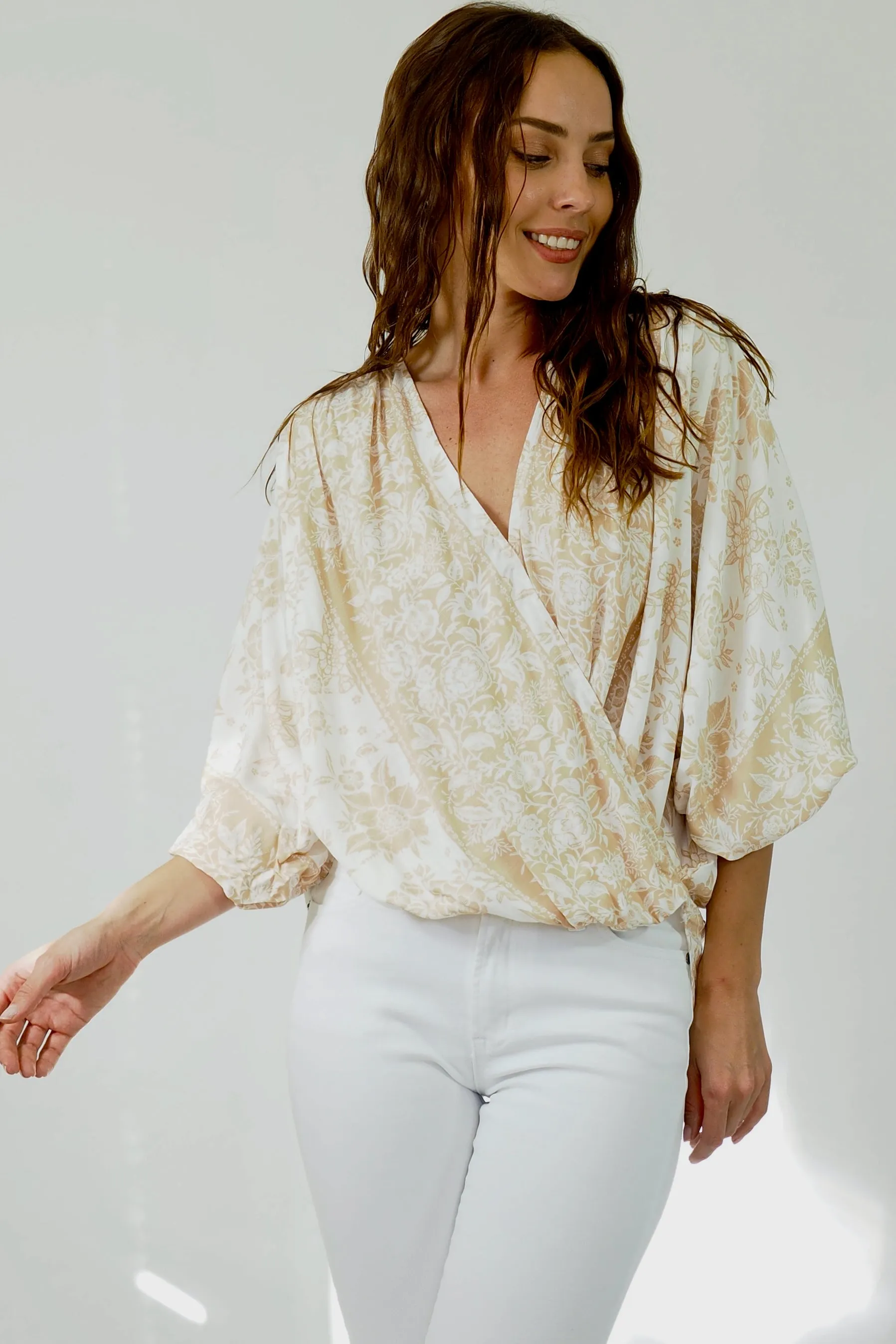 Dee High-Low Top in Elegant White and Beige – Stylish Womens Fashion Blouse