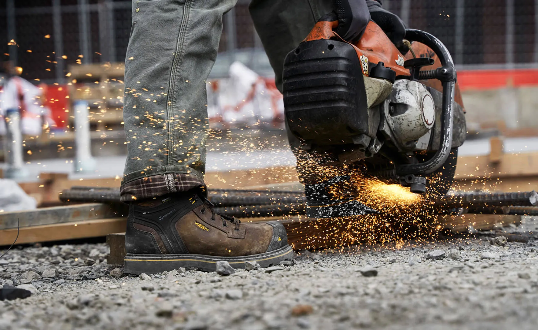 Men's CSA Abitibi II Waterproof Boot (Carbon-Fiber Toe)  |  Cascade Brown/Black