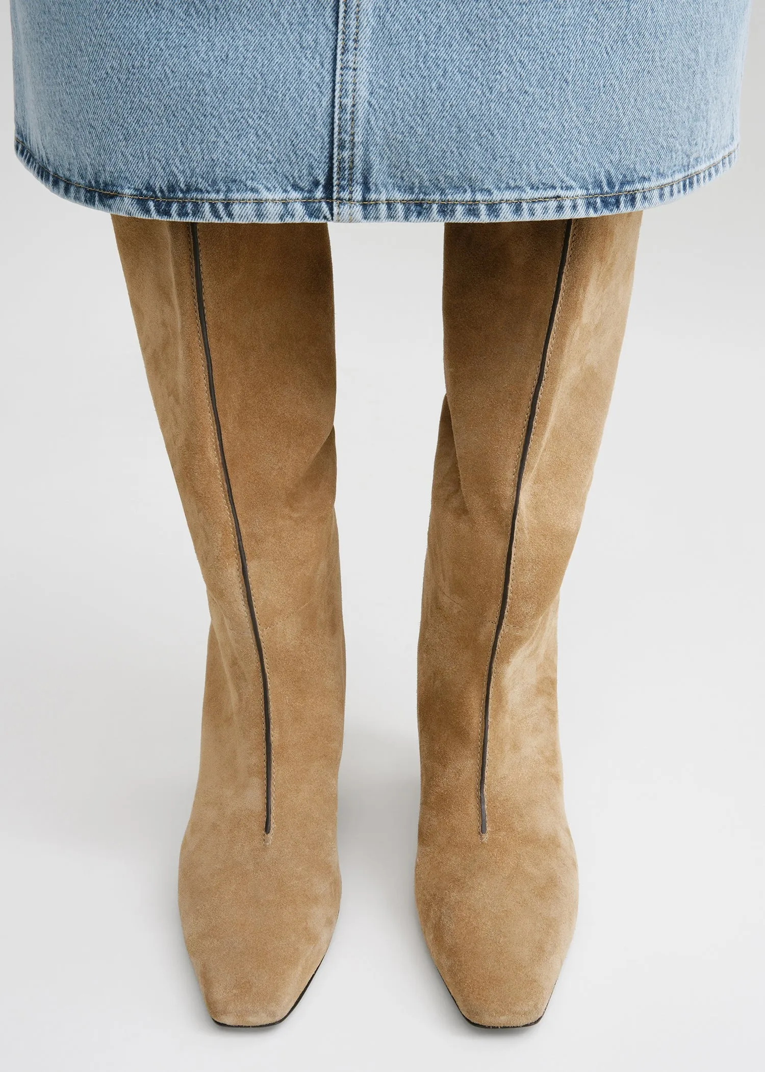 The Wide Shaft Boot caramel